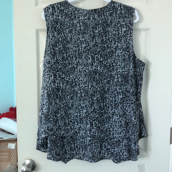 Violet and Claire top - Picture 4 of 6